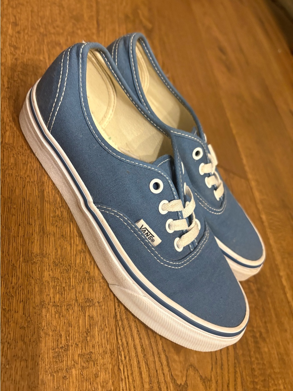 Vans women’s Canvas Sneakers - Blue with White Accents size - W7 / M 5.5